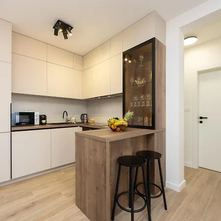 Genio New With Balcony & 2 Free Parking Spaces Διαμέρισμα *