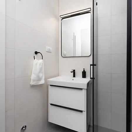 Apartamento Genio New With Balcony & 2 Free Parking Spaces Trogir